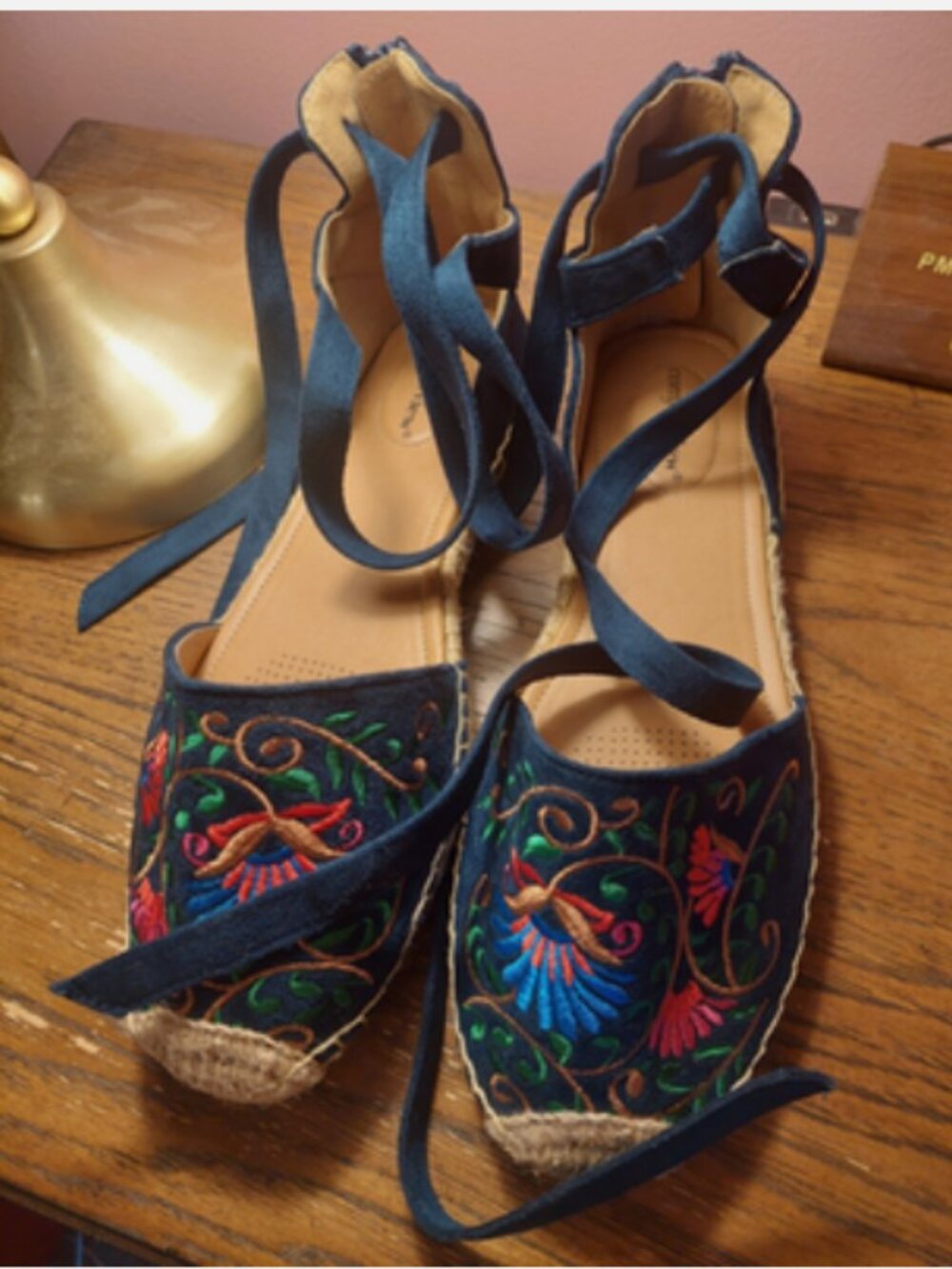 Comfortview The Shayla Flat Espadrille - 9 1/2 W, Embroidery